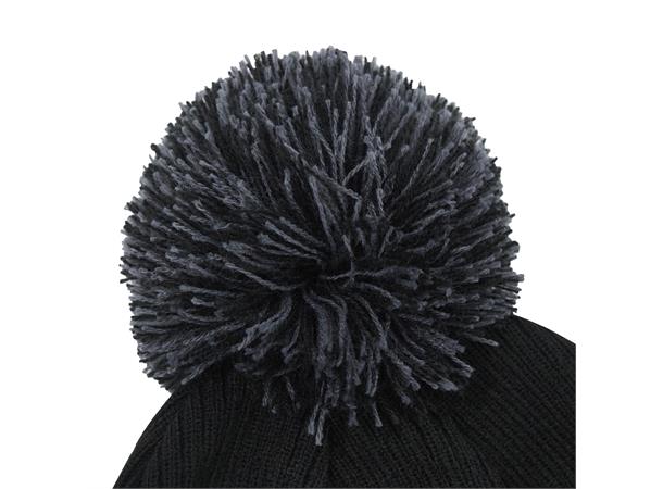 Snow PomPom Beanie BLK JR Klassisk lue med stor dusk 